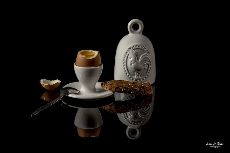 Oeuf à la coque ave mouilette photo studio